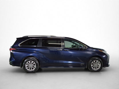 2021 Toyota Sienna XLE Piel Híbrida