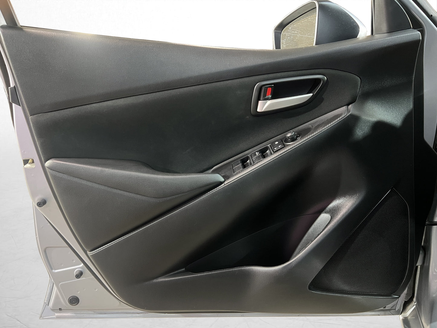 2023 Mazda 2 i