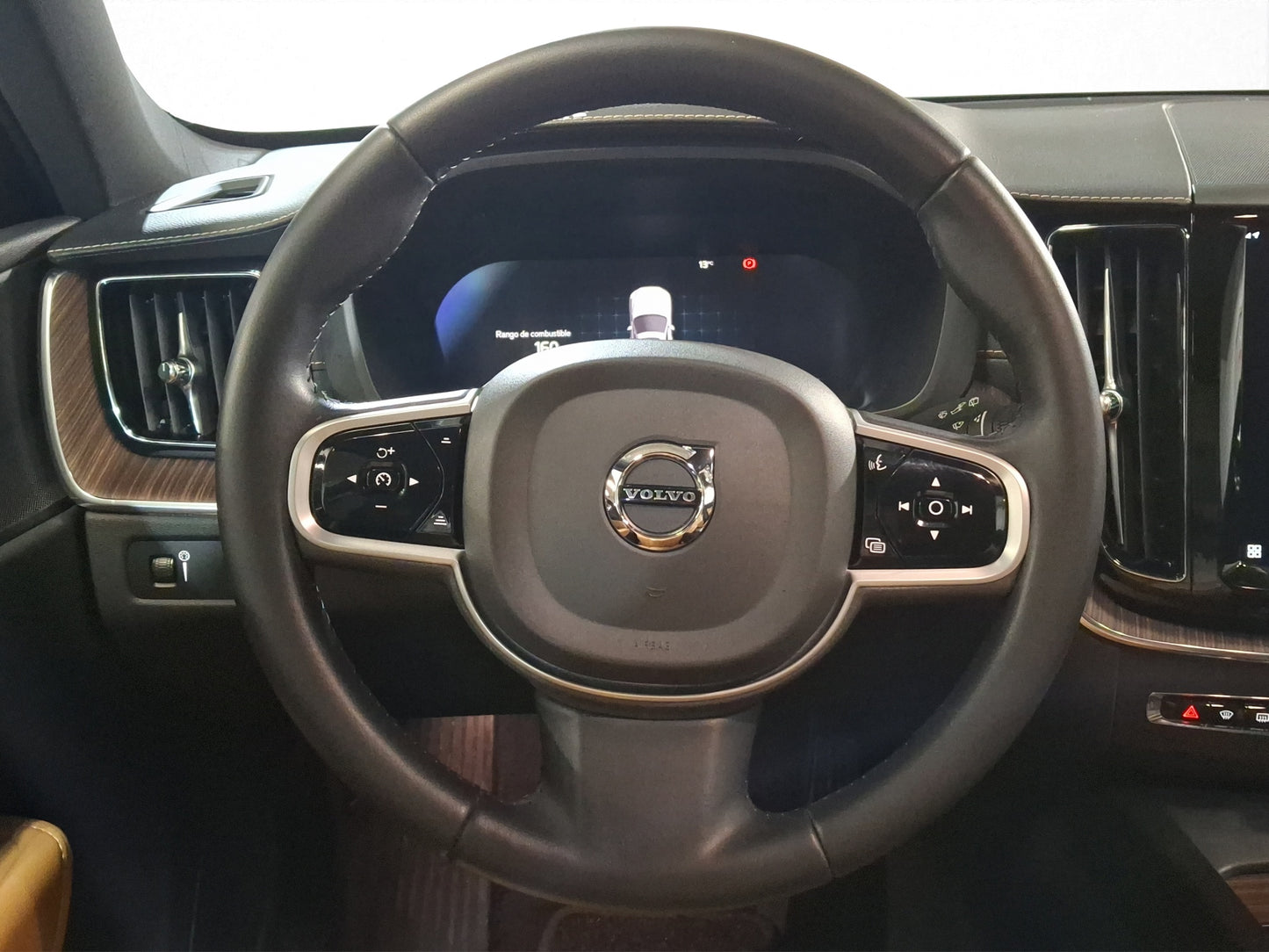 2022 Volvo XC60 Inscription AWD