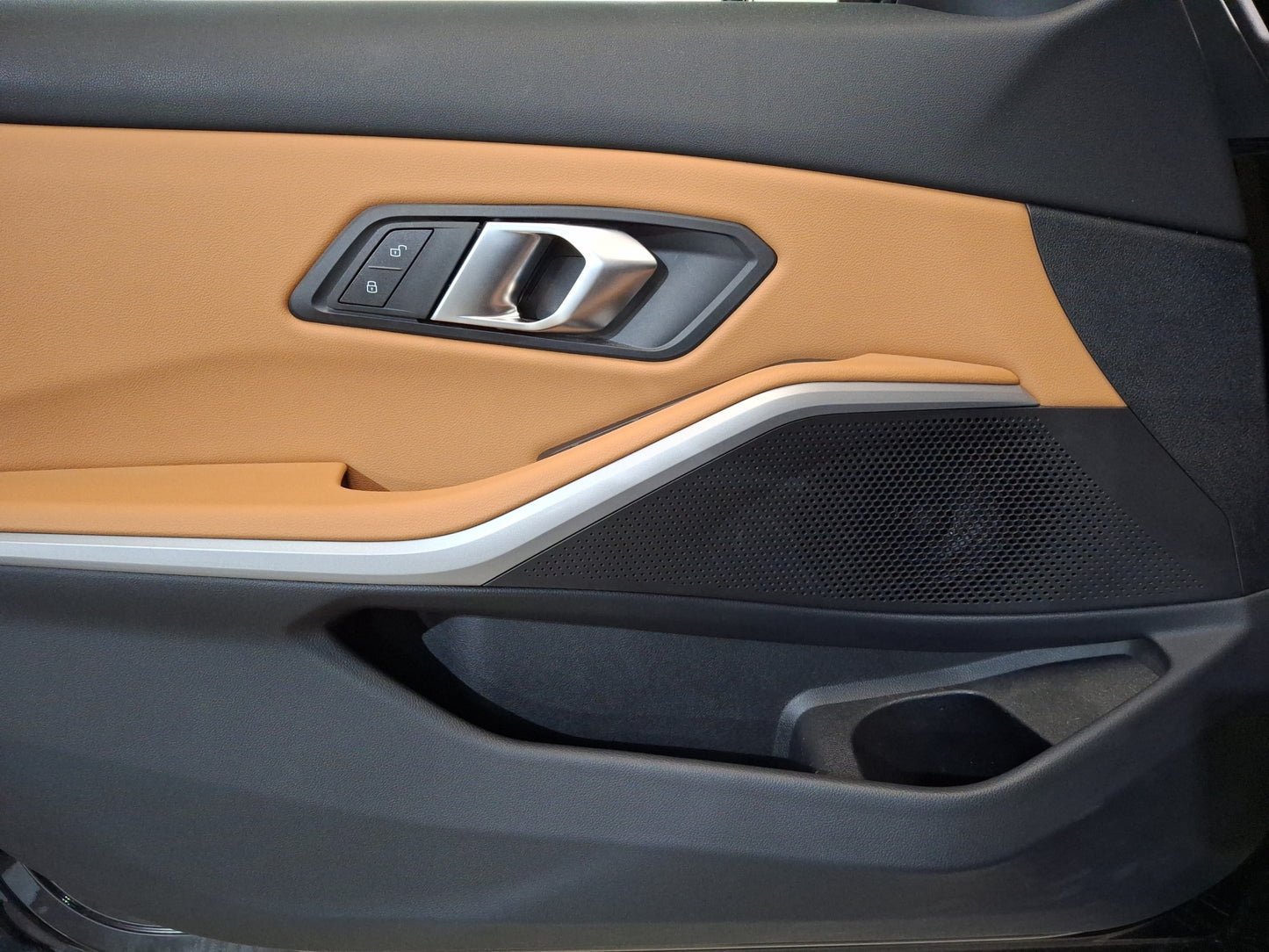 2024 BMW Serie 3 320i