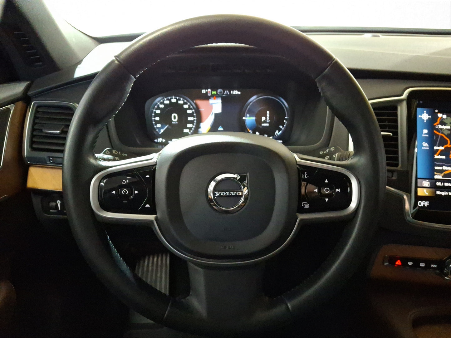 2022 Volvo XC90 T8 Inscription Recharge