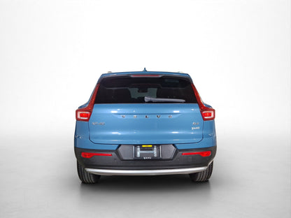 2023 Volvo XC40 B4 Plus Mild Hybrid