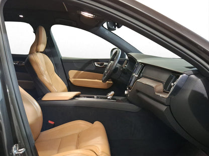 2022 Volvo XC60 Inscription AWD
