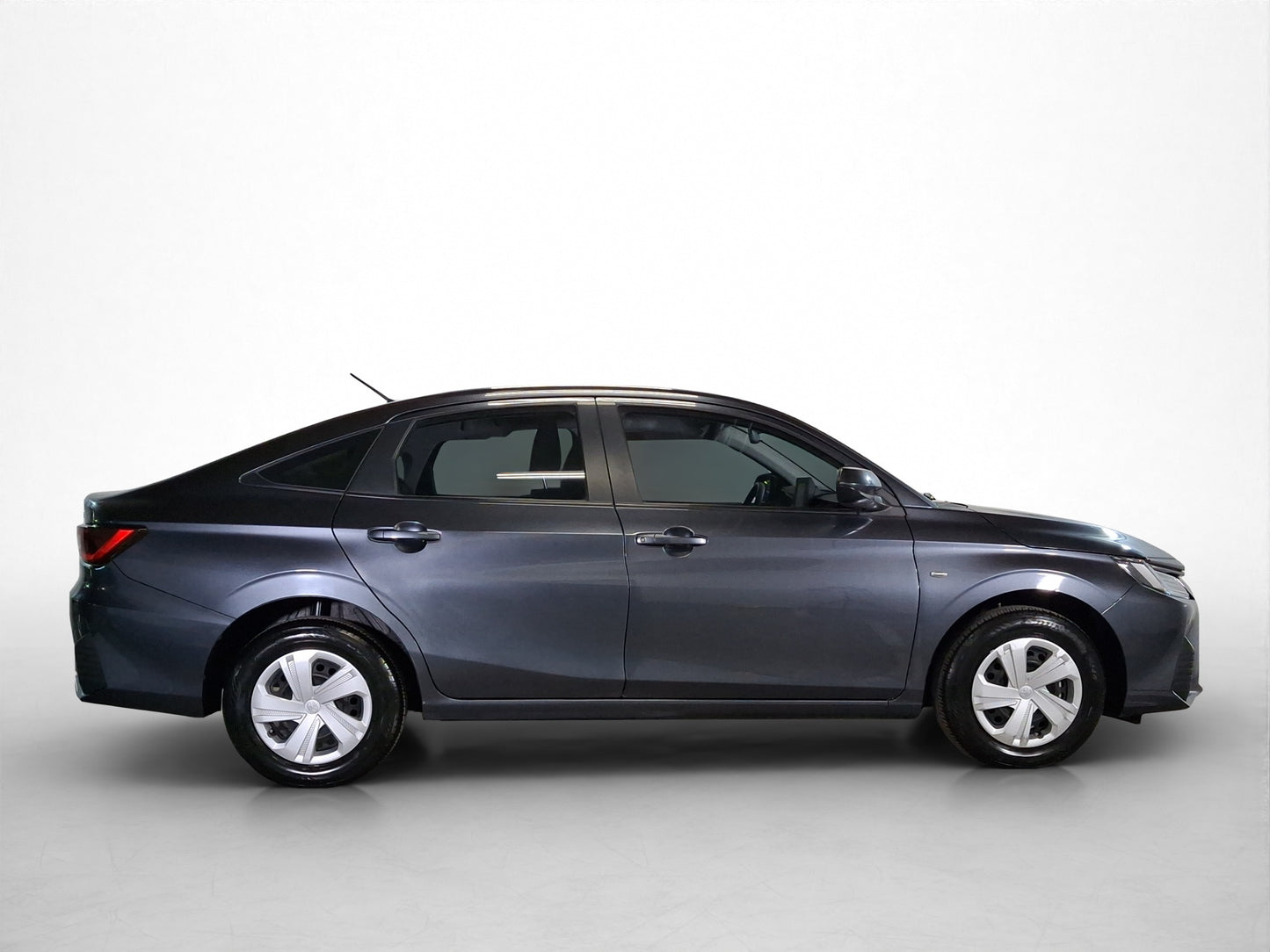 2023 Toyota Yaris Base MT