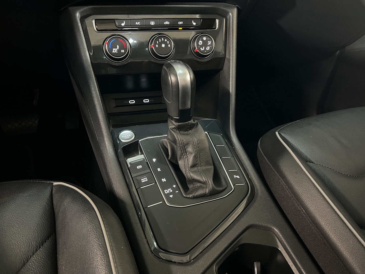 2021 Volkswagen Tiguan R-Line