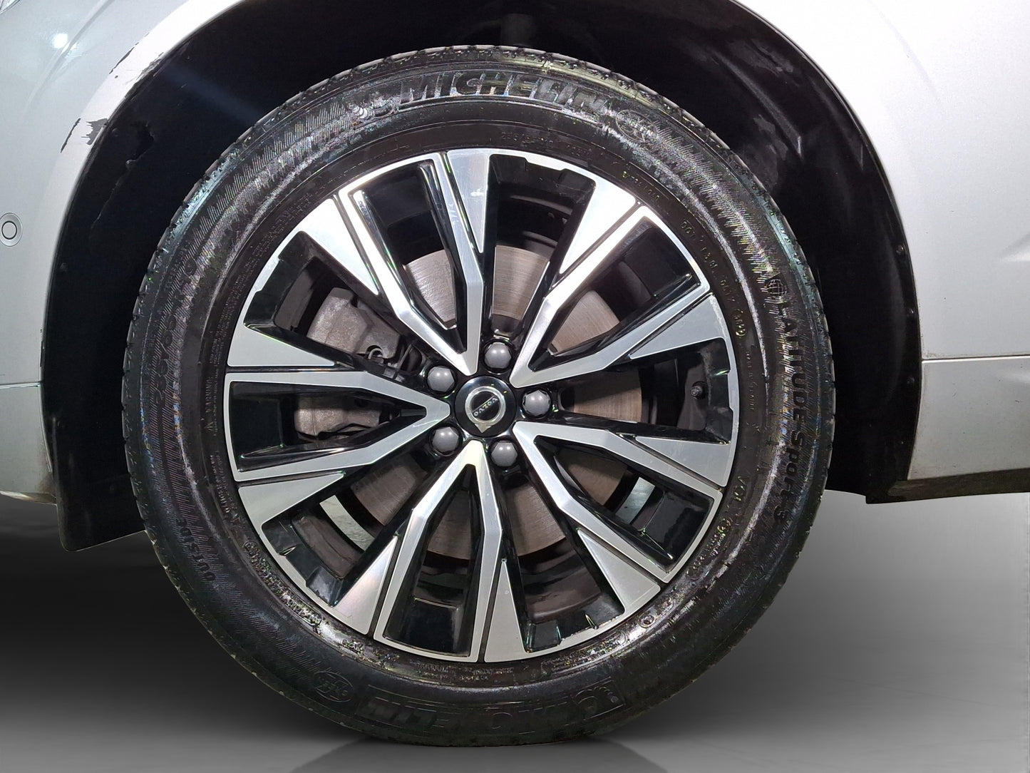 2023 Volvo XC60 B6 Ultimate AWD MHEV