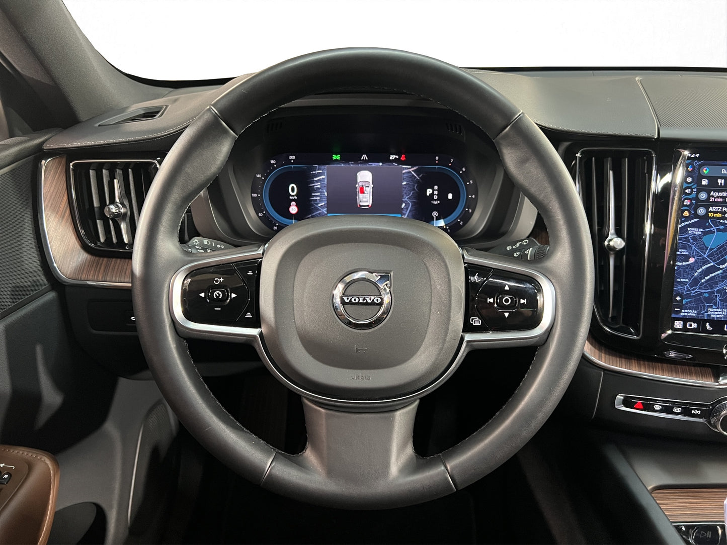 2023 Volvo XC60 B6 Ultimate AWD MHEV