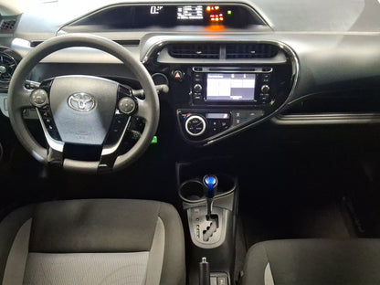 2021 Toyota Prius C Híbrido