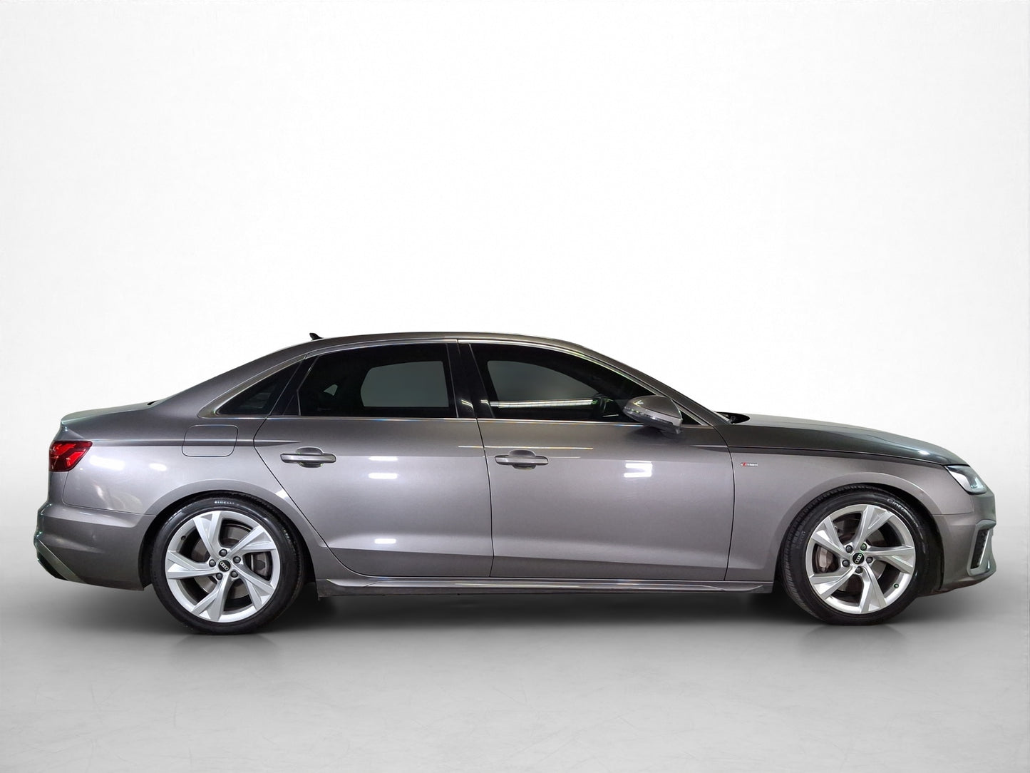 2021 Audi A4 S-Line 2.0T Quattro Blindaje Nivel III