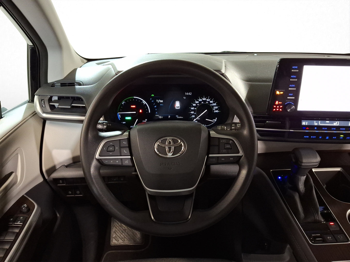 2021 Toyota Sienna LE
