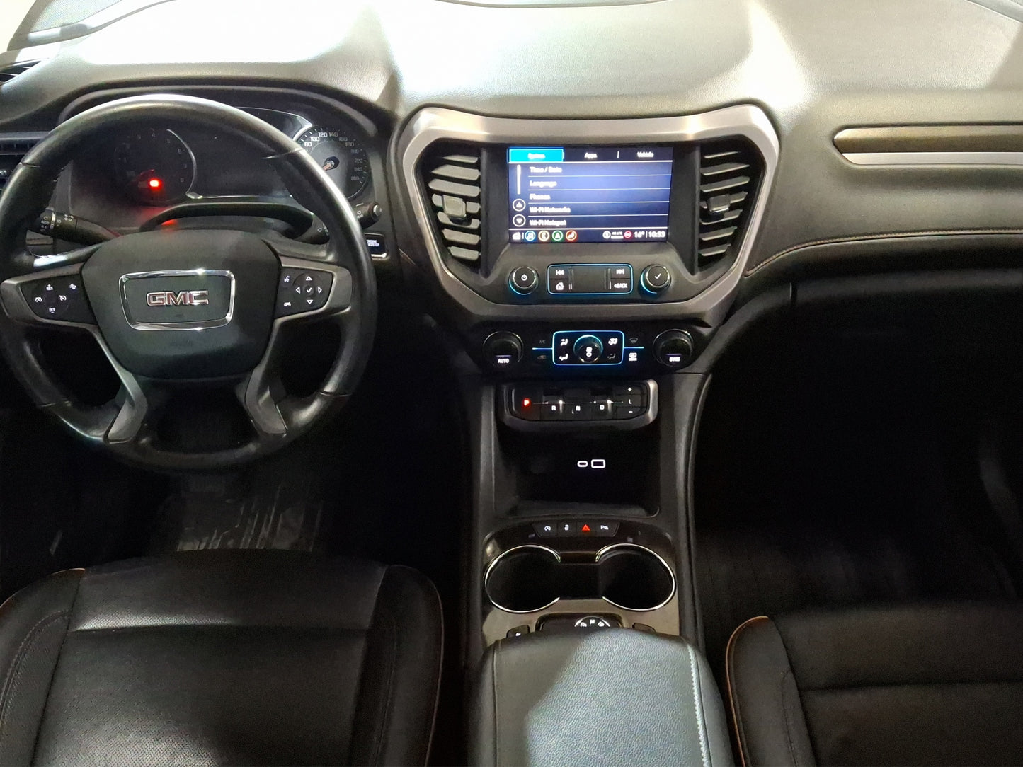 2022 GMC Acadia AT4