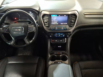 2022 GMC Acadia AT4