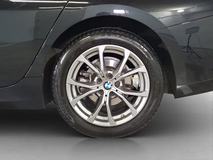 2024 BMW Serie 3 320i