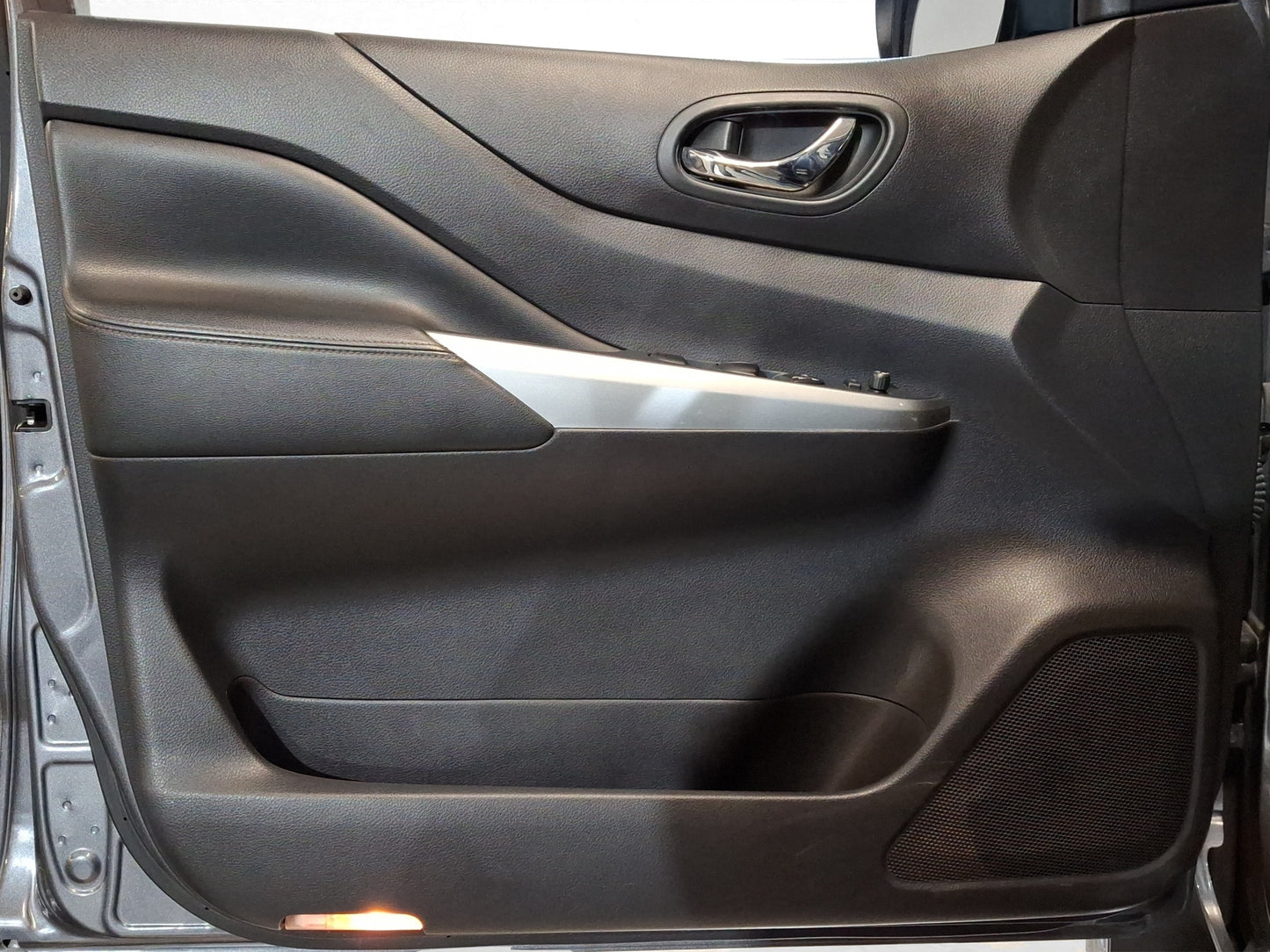 2023 Nissan Frontier Platinum LE Doble Cabina