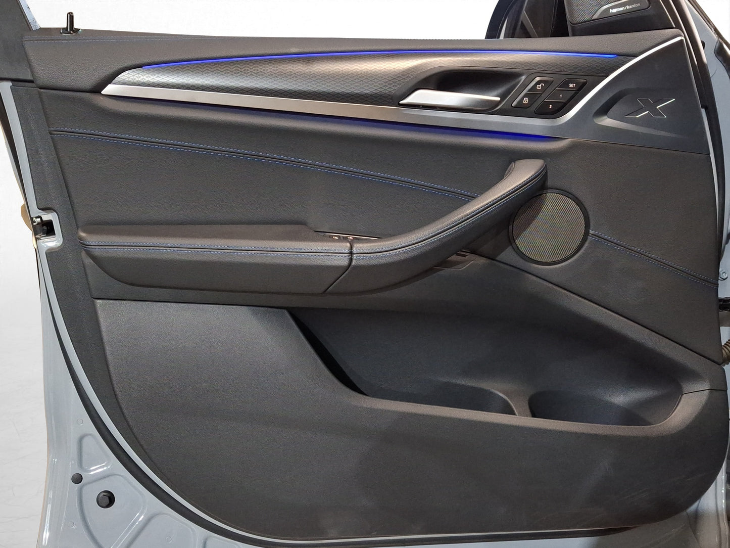 2022 BMW X3 M40i