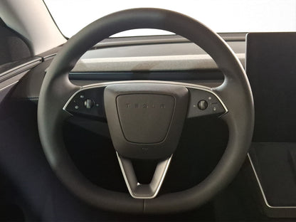 2025 Tesla Model Y Premium