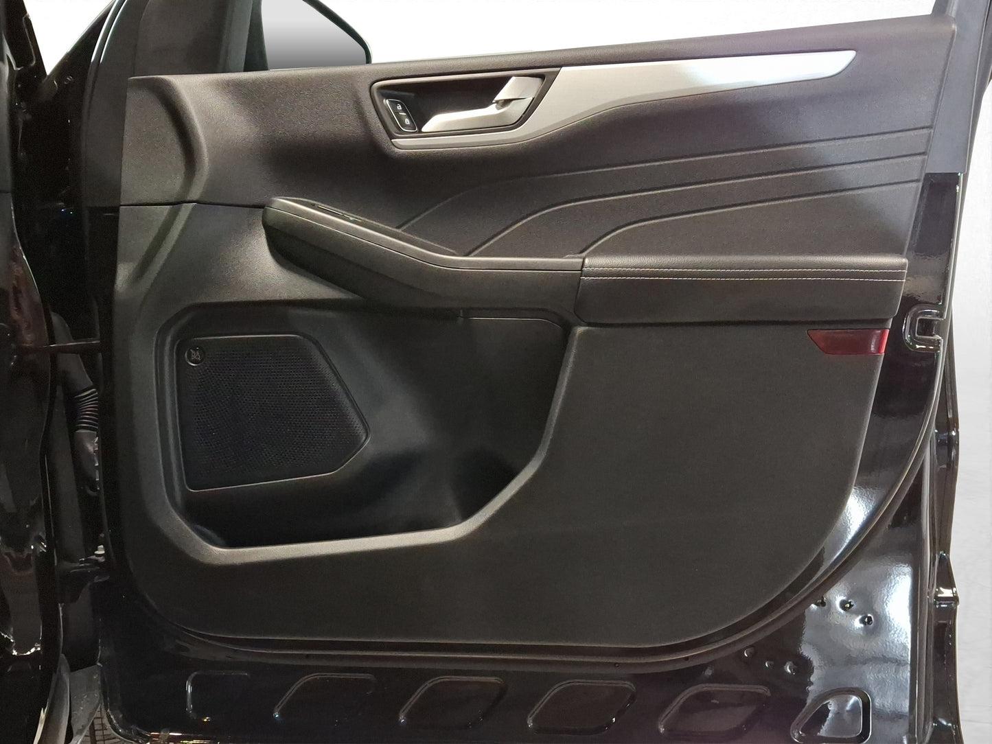 2025 Ford Escape Titanium Hybrid