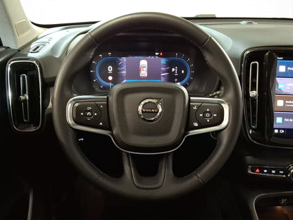 2023 Volvo XC40 B4 Ultimate Mild Hybrid