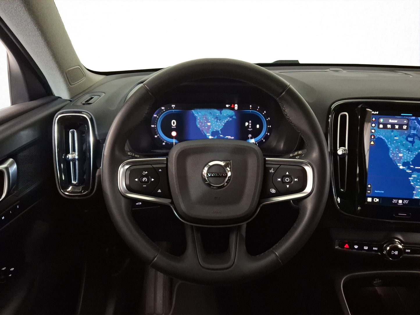 2023 Volvo XC40 B4 Plus Mild Hybrid