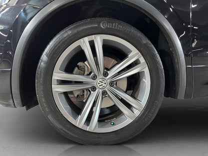 2019 Volkswagen Tiguan R-Line