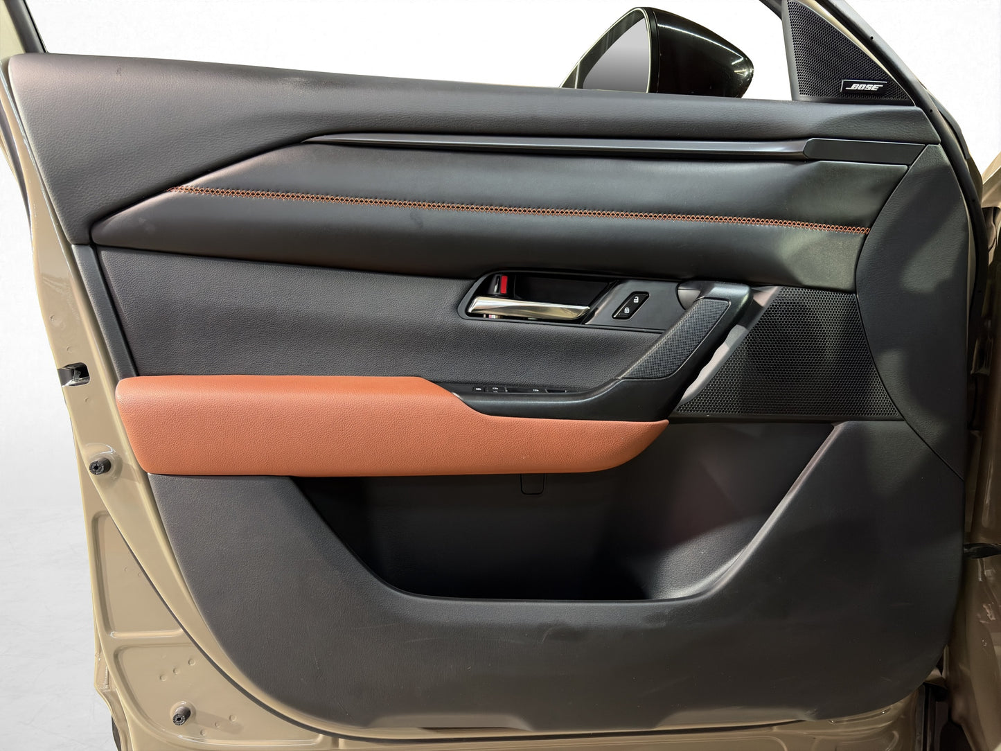 2025 Mazda CX-50 Signature