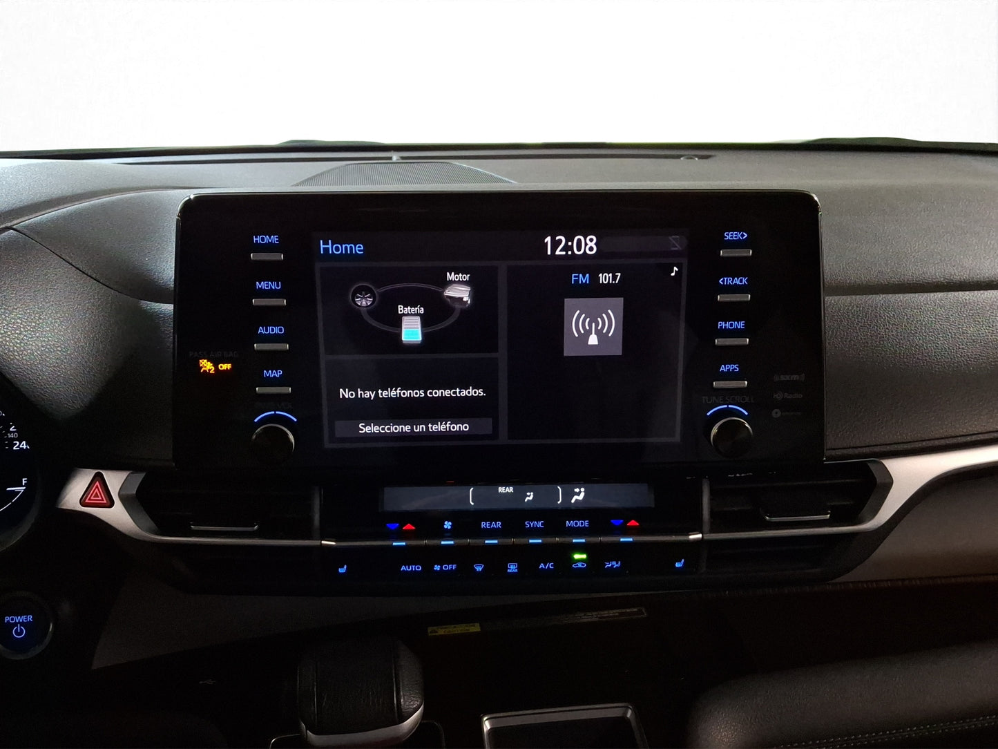 2022 Toyota Sienna XLE Piel Híbrida