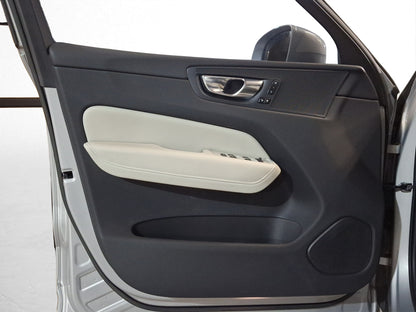 2023 Volvo XC60 B6 Ultimate AWD MHEV