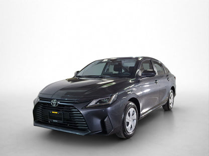 2023 Toyota Yaris Base MT