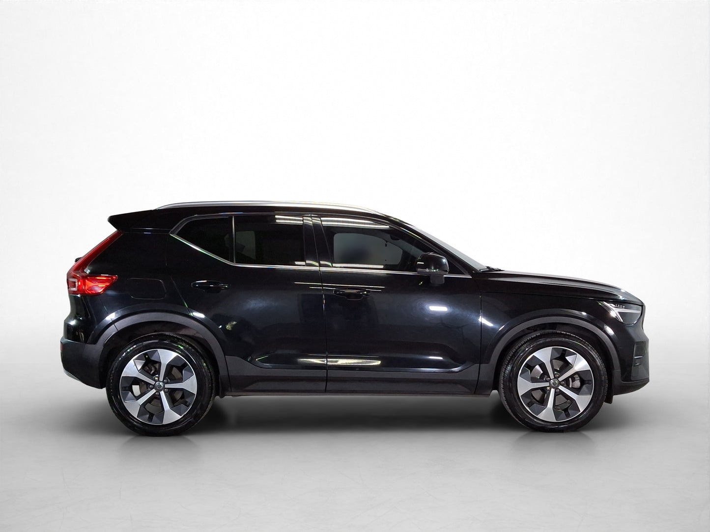 2023 Volvo XC40 B4 Ultimate Mild Hybrid