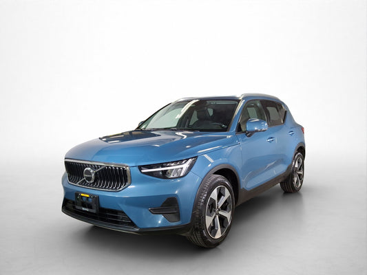 2023 Volvo XC40 B4 Plus Mild Hybrid