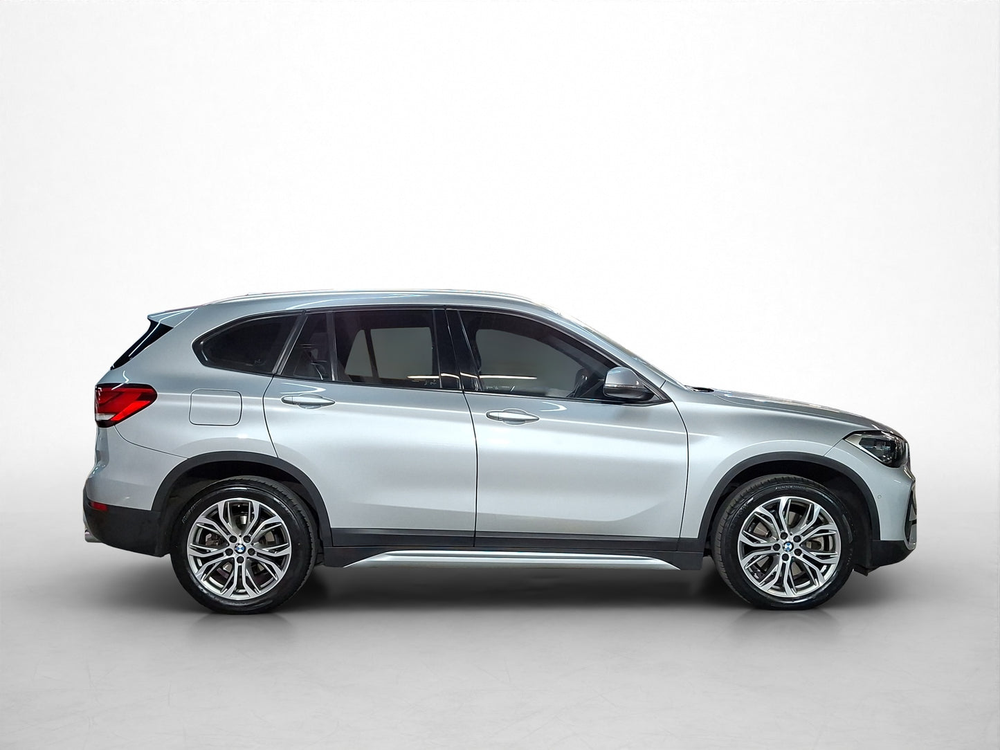 2021 BMW X1 20i X Line