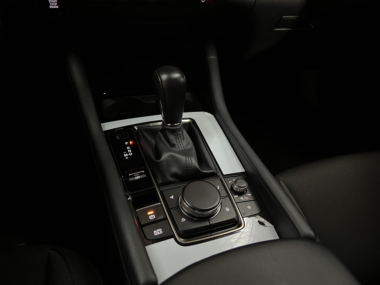 2025 Mazda 3 i Sport
