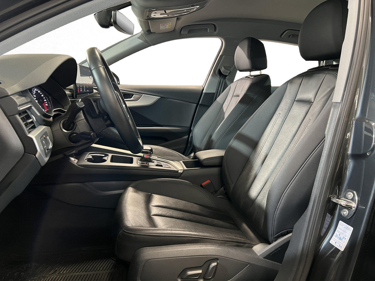 2023 Audi A4 Select 2.0T