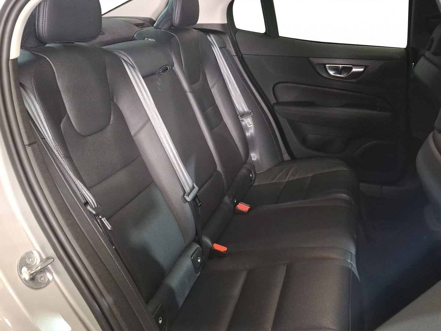 2023 Volvo S60 B4 MILD HYBRID
