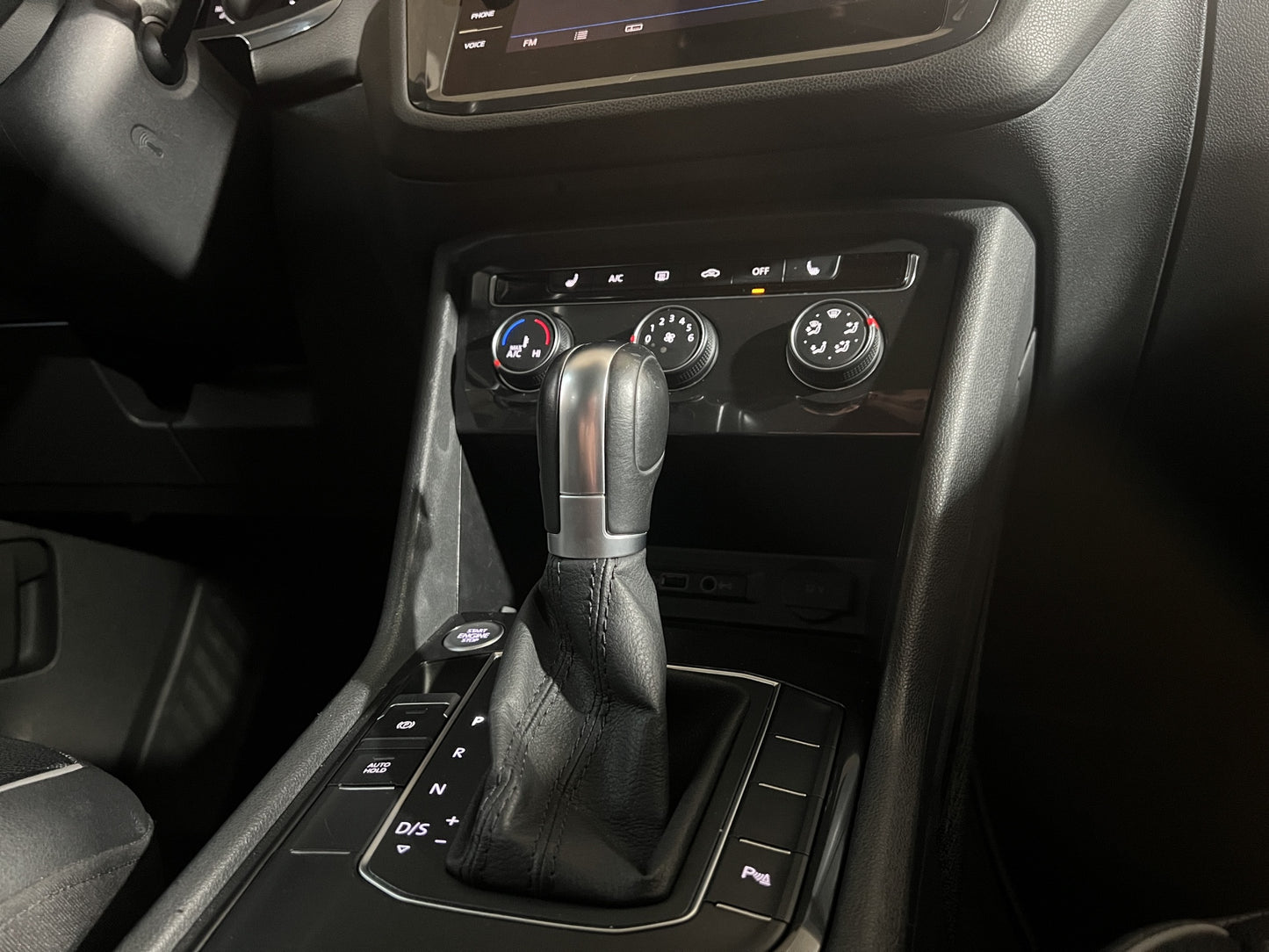 2019 Volkswagen Tiguan R-Line