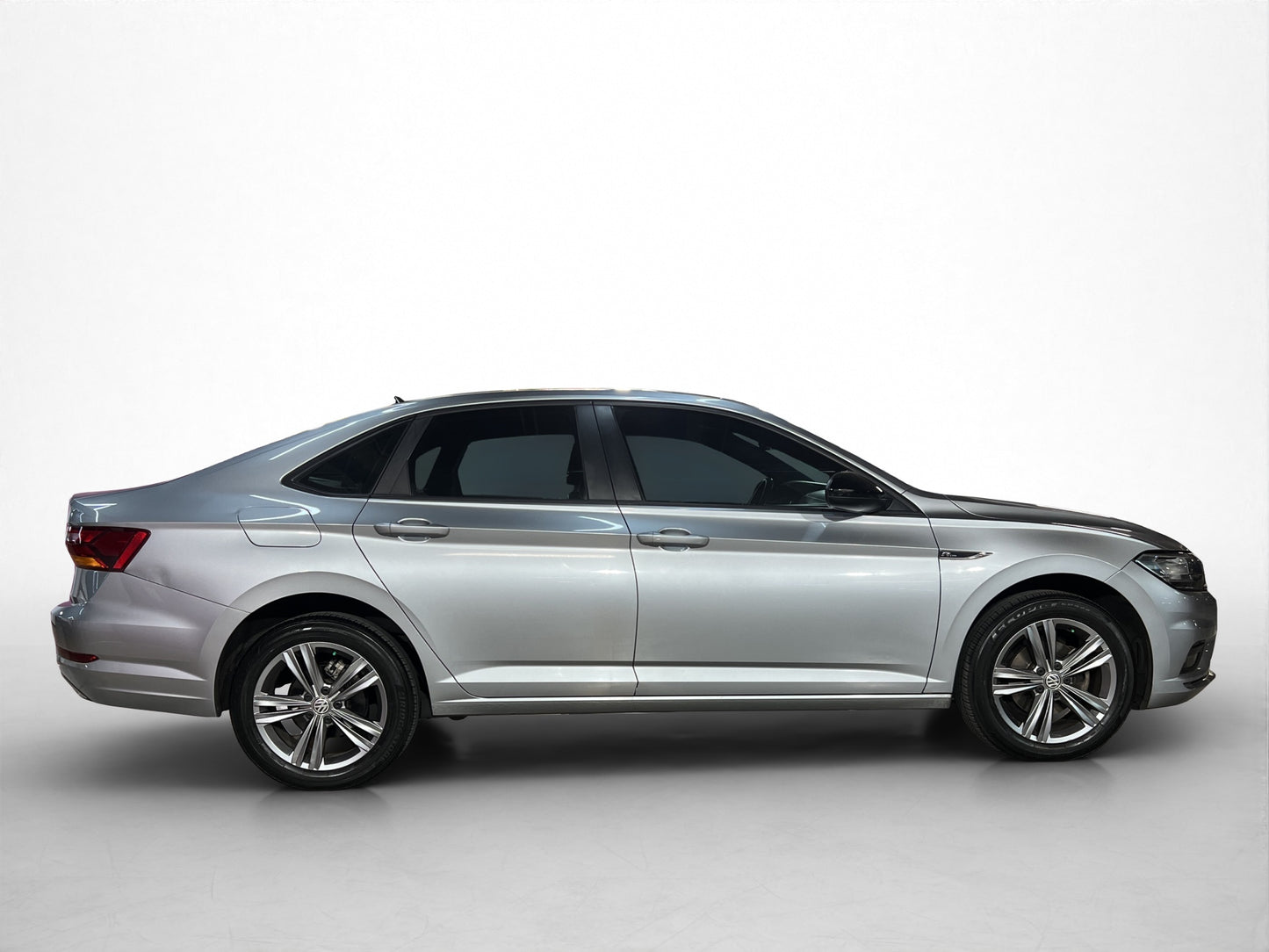 2019 Volkswagen Jetta R-Line