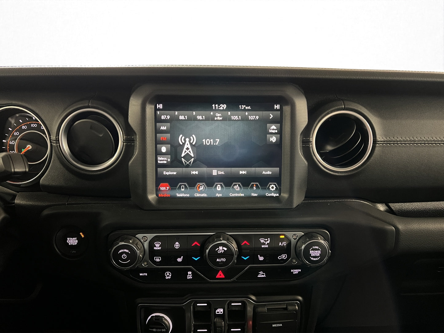 2022 Jeep Wrangler Unlimited Sahara MHEV