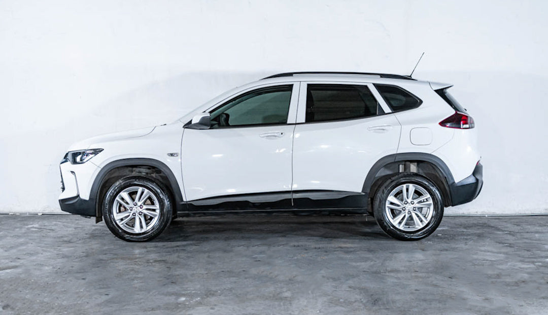 2023 Chevrolet Tracker LS