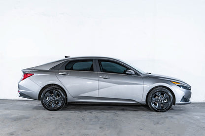 2023 Hyundai Elantra Premium HYBRID