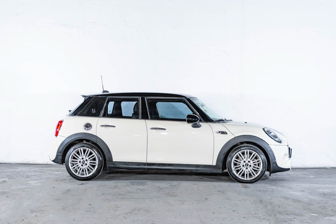 2018 Mini Cooper S Hot Chili 5pts