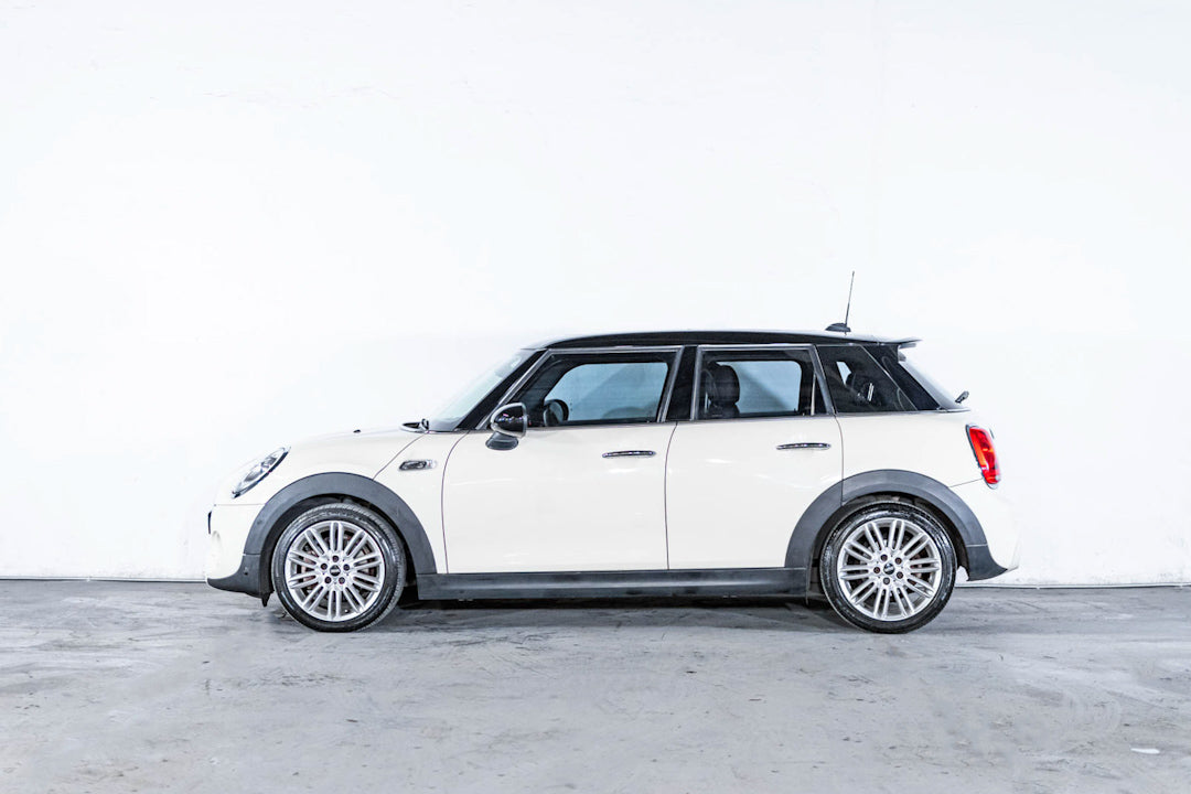 2018 Mini Cooper S Hot Chili 5pts