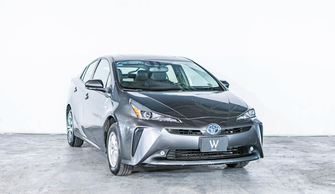 2021 Toyota Prius Híbrido Premium