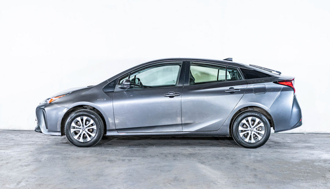 2021 Toyota Prius Híbrido Premium