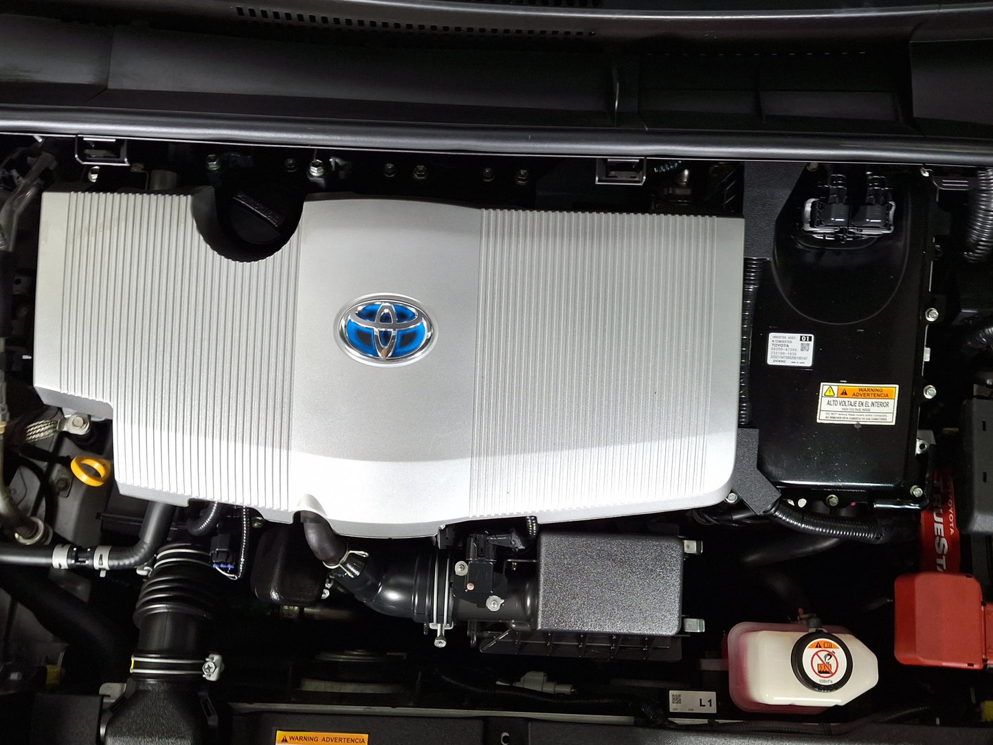 2020 Toyota Prius Híbrido Premium