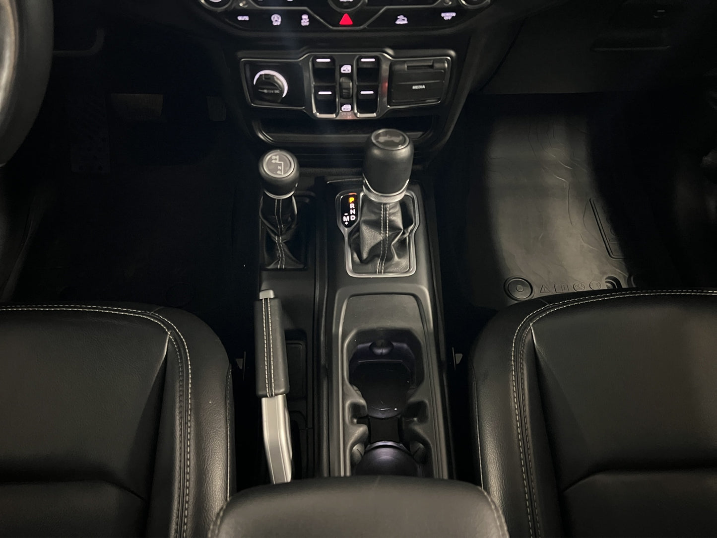 2022 Jeep Wrangler Unlimited Sahara MHEV