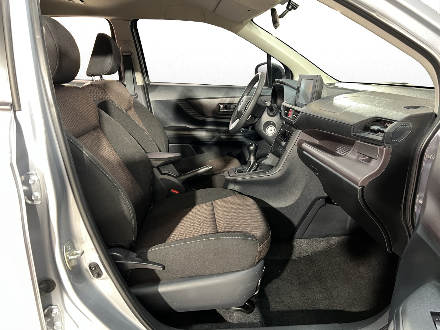 2022 Toyota Avanza LE