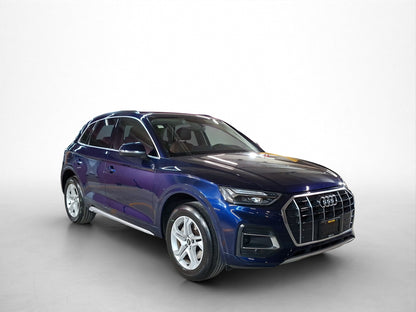 2022 Audi Q5 Select