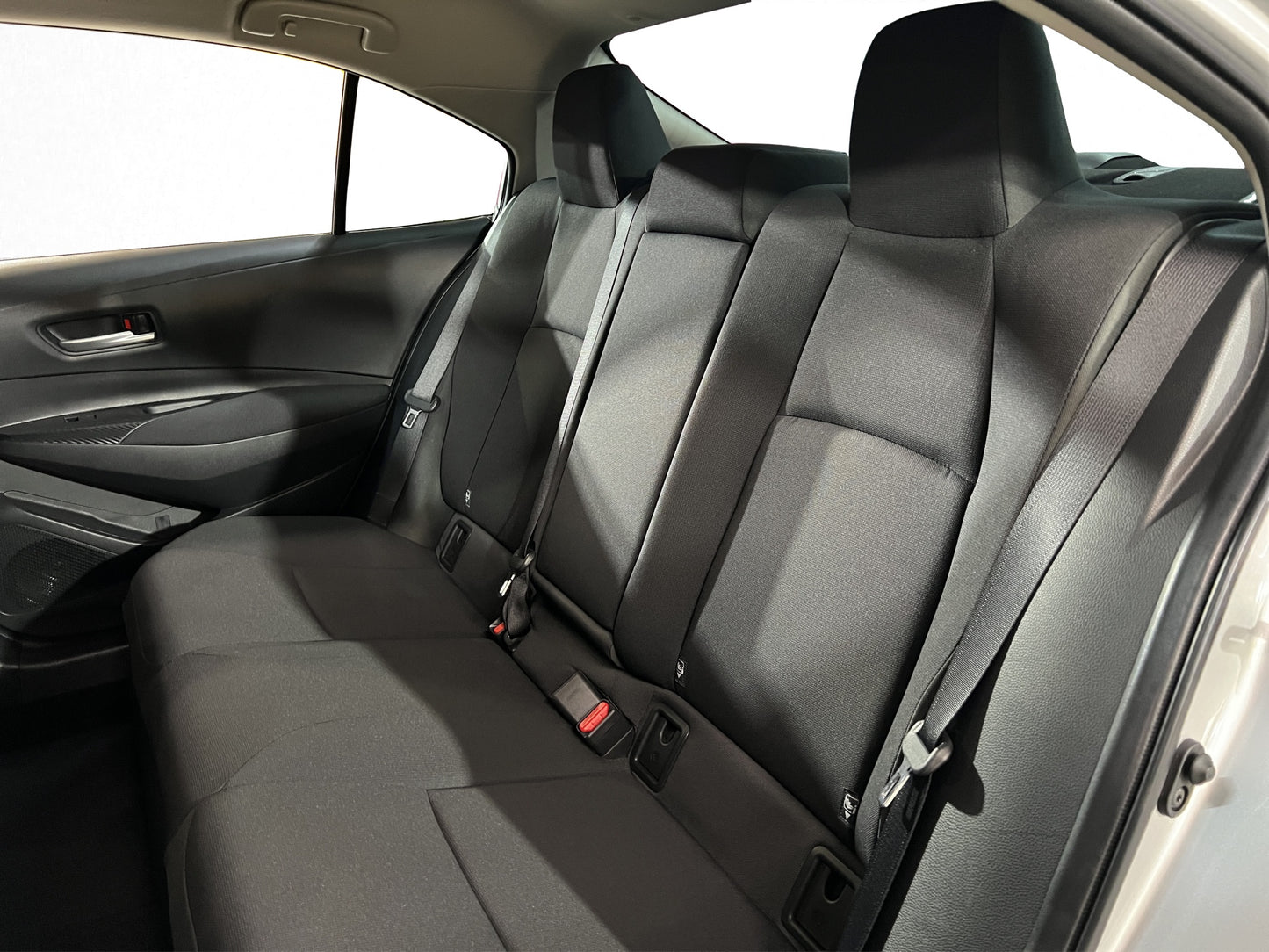 2025 Toyota Corolla LE Hybrid