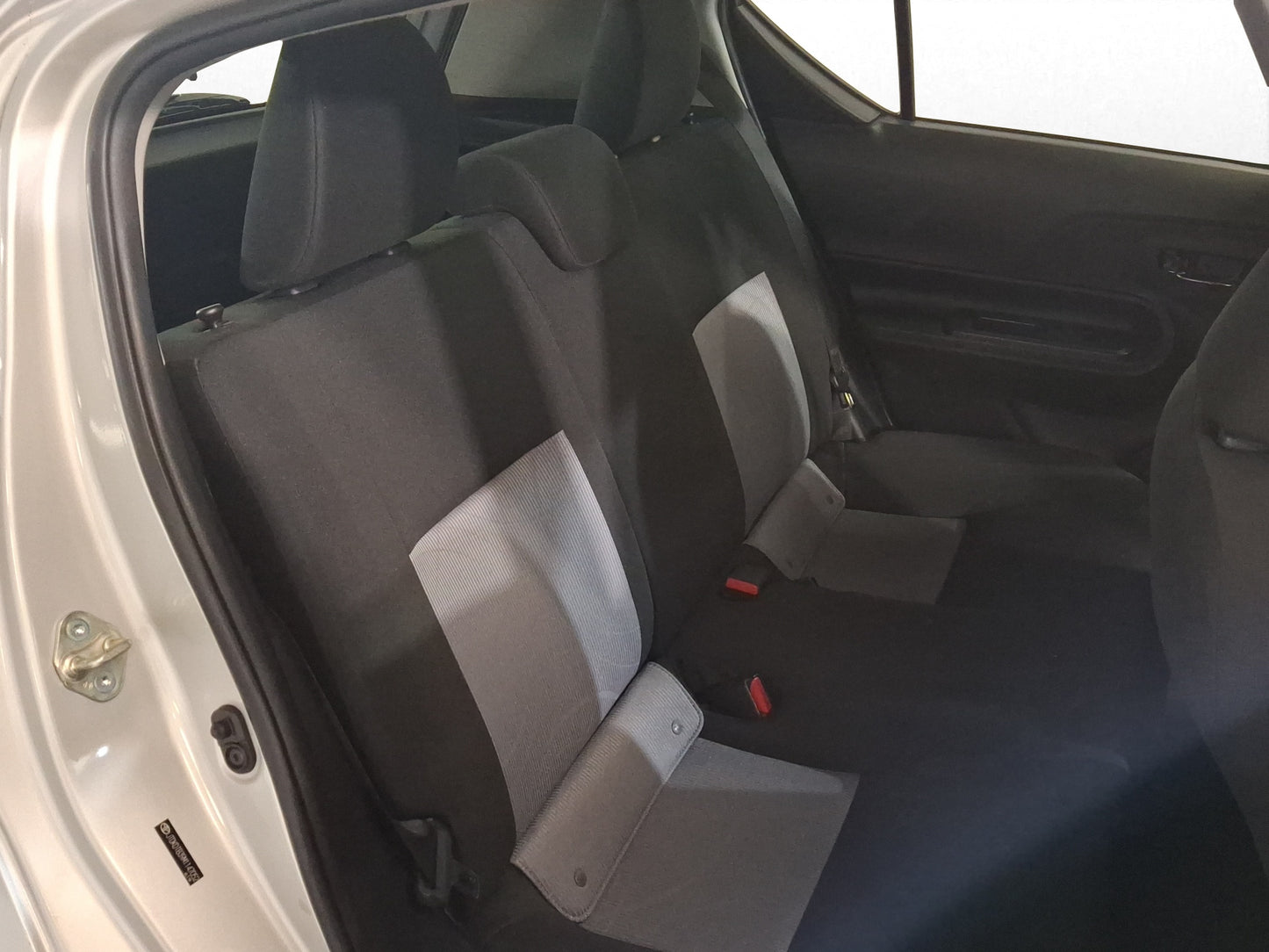 2021 Toyota Prius C Híbrido