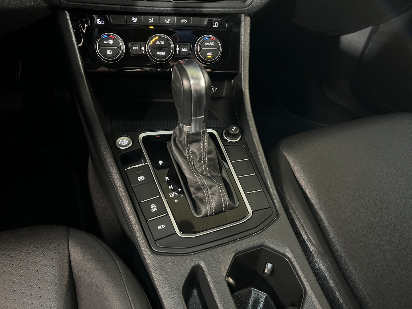 2019 Volkswagen Jetta R-Line